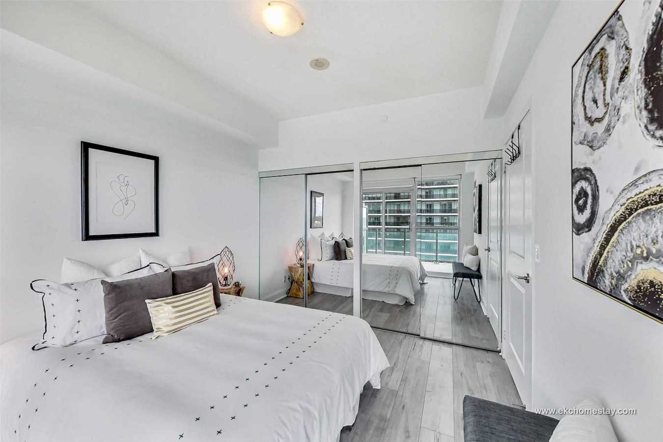 rent room in toronto